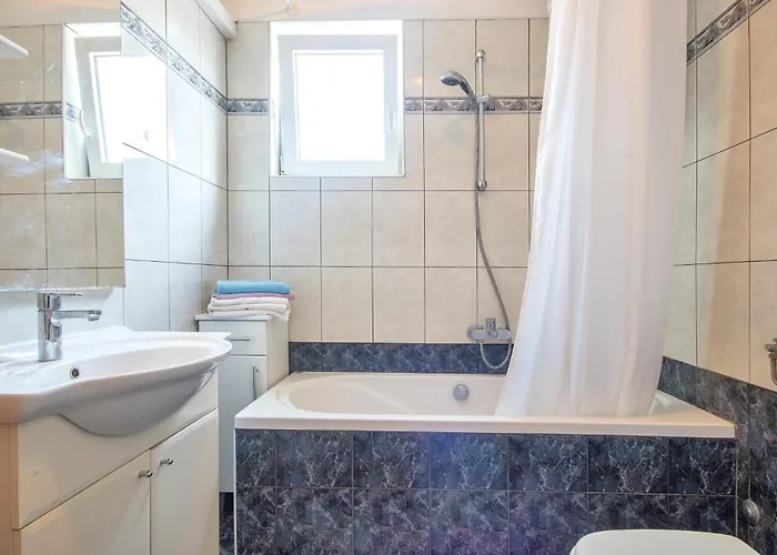 Gorgeous In With Wifi *