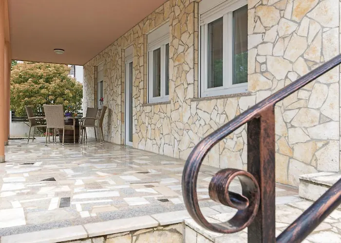 Gorgeous In With Wifi