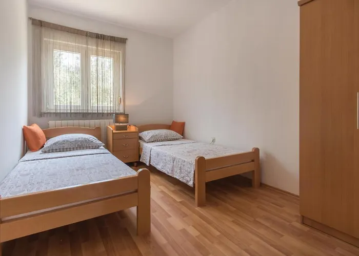 Gorgeous In With Wifi *