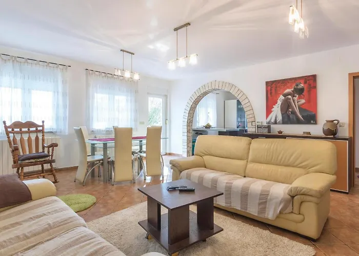 Apartman Gorgeous In With Wifi