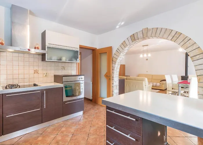 Gorgeous In With Wifi *