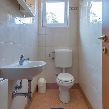 Apartmán Awesome In With Swimming Pool *