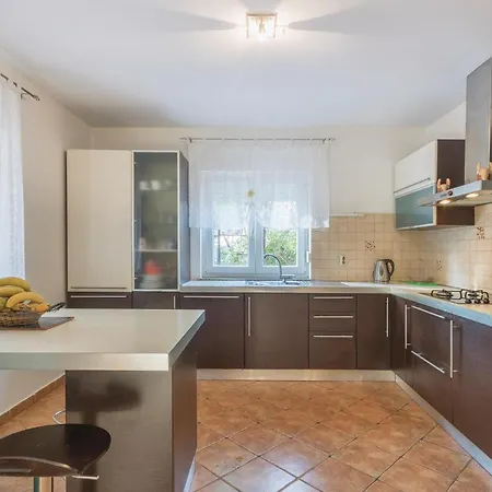 Gorgeous In With Wifi * Pula